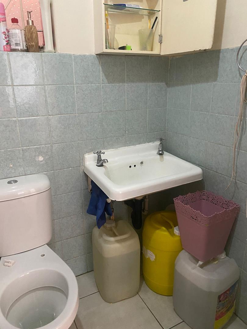 2 Bedroom Property for Sale in Kew Gauteng