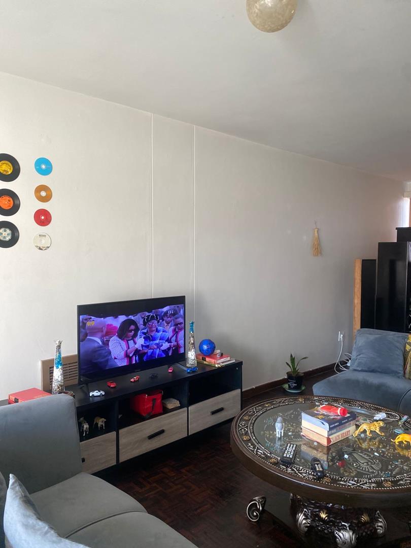 2 Bedroom Property for Sale in Kew Gauteng