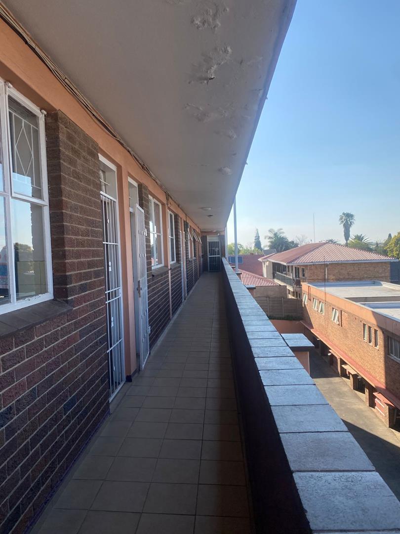 2 Bedroom Property for Sale in Kew Gauteng