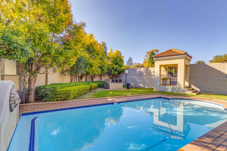 1 Bedroom Property for Sale in Douglasdale Gauteng