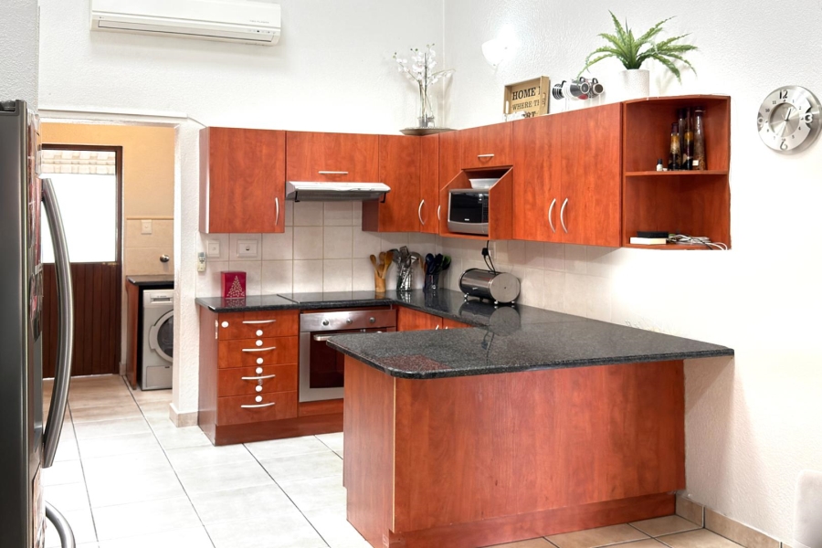 3 Bedroom Property for Sale in Bloubosrand Gauteng