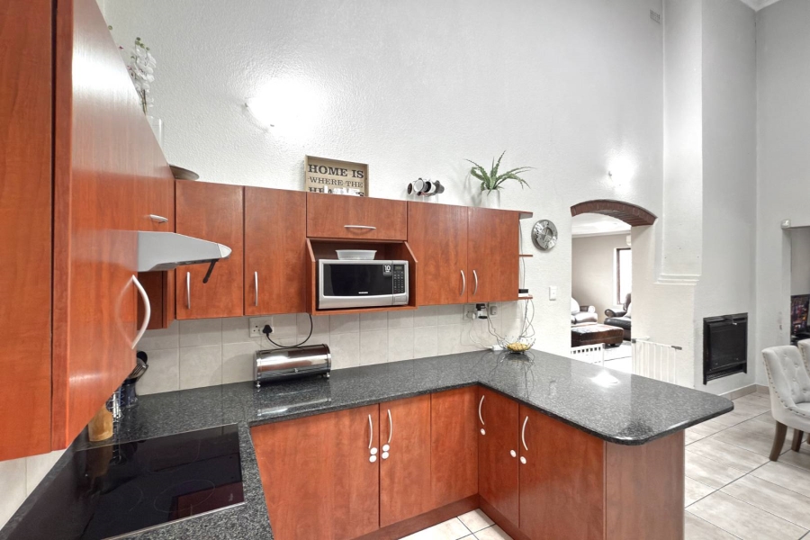 3 Bedroom Property for Sale in Bloubosrand Gauteng