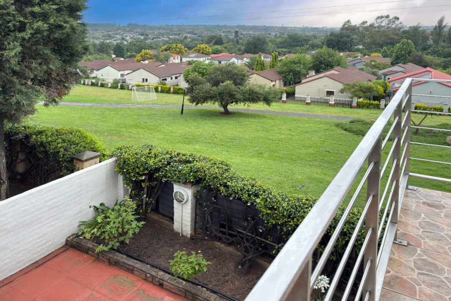 3 Bedroom Property for Sale in Bloubosrand Gauteng