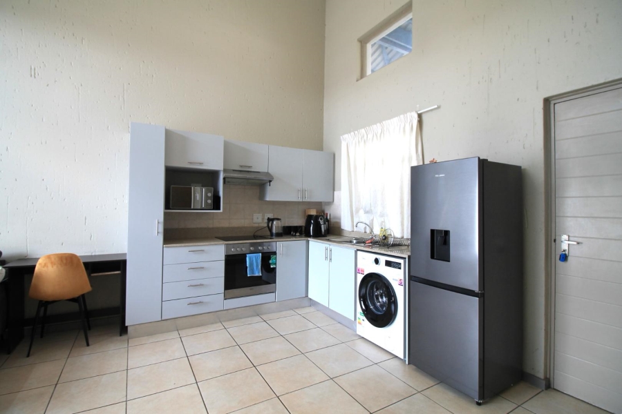 1 Bedroom Property for Sale in Lonehill Gauteng