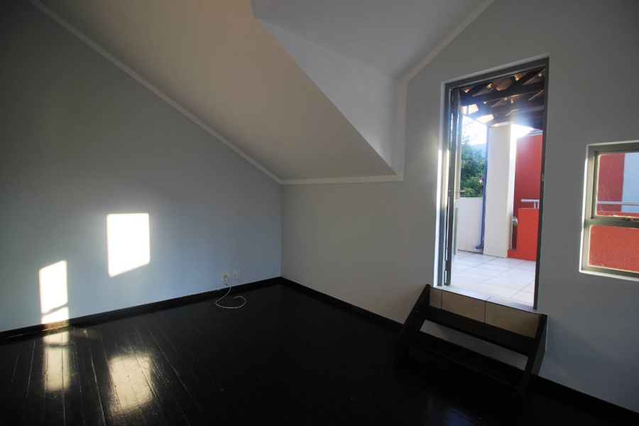 2 Bedroom Property for Sale in Lonehill Gauteng