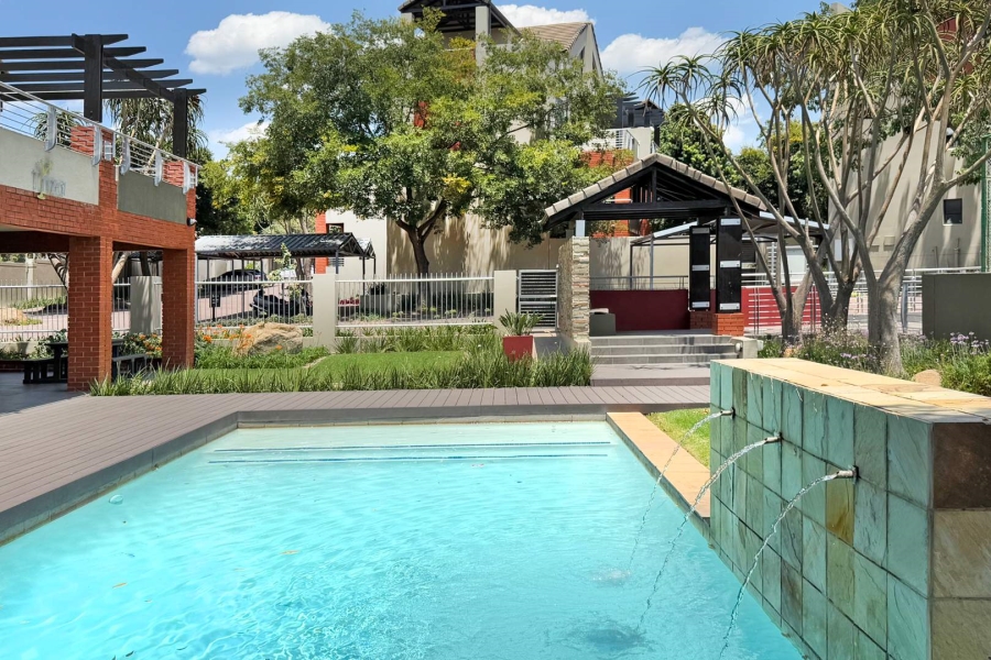 2 Bedroom Property for Sale in Lonehill Gauteng