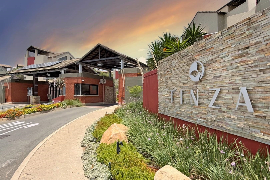 2 Bedroom Property for Sale in Lonehill Gauteng