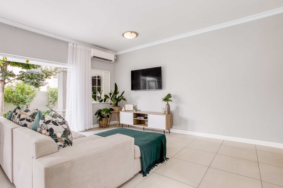 4 Bedroom Property for Sale in Broadacres Gauteng