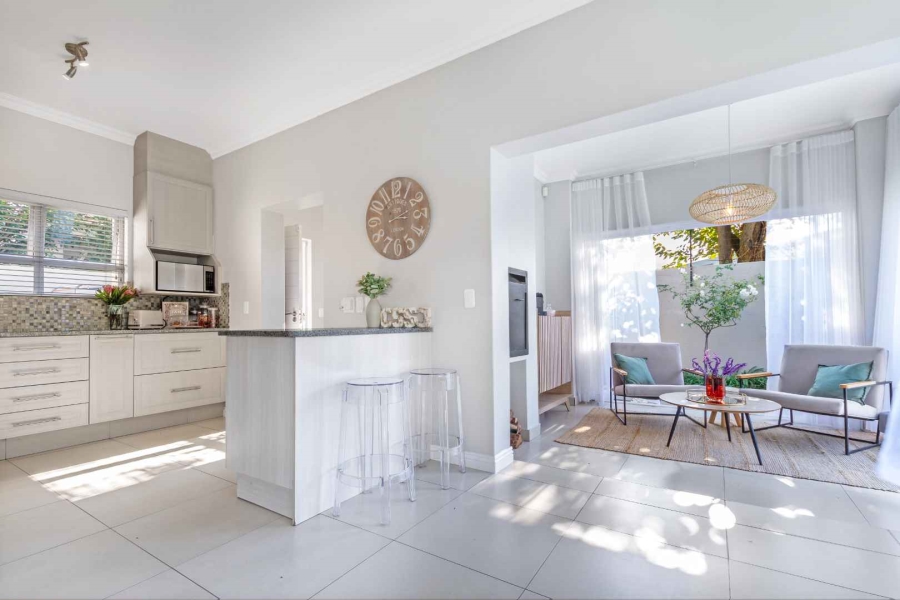 4 Bedroom Property for Sale in Broadacres Gauteng