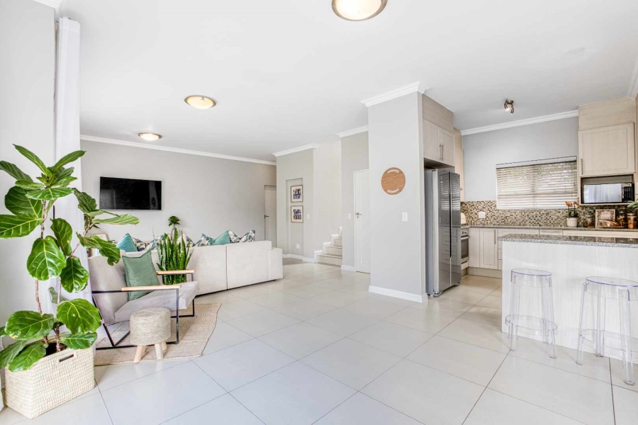 4 Bedroom Property for Sale in Broadacres Gauteng