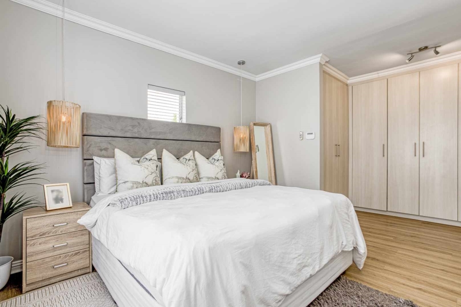 4 Bedroom Property for Sale in Broadacres Gauteng