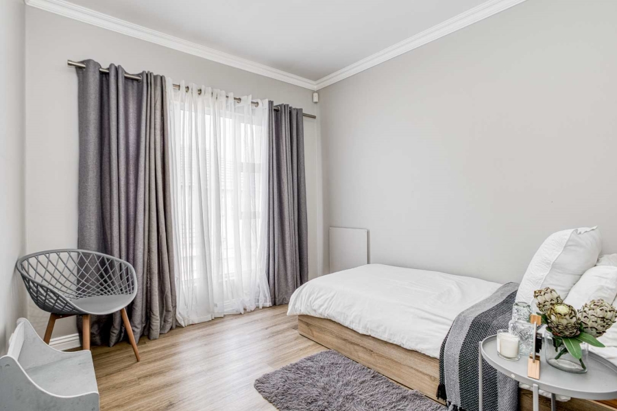 4 Bedroom Property for Sale in Broadacres Gauteng