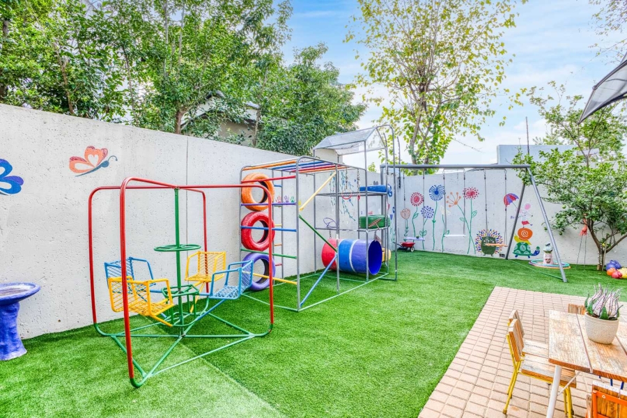 4 Bedroom Property for Sale in Broadacres Gauteng