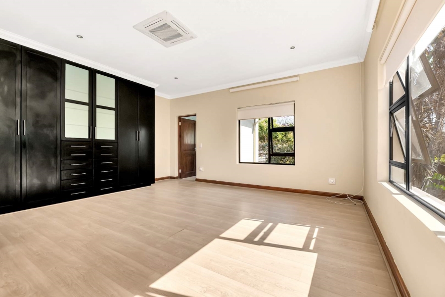 6 Bedroom Property for Sale in Fourways Gardens Gauteng