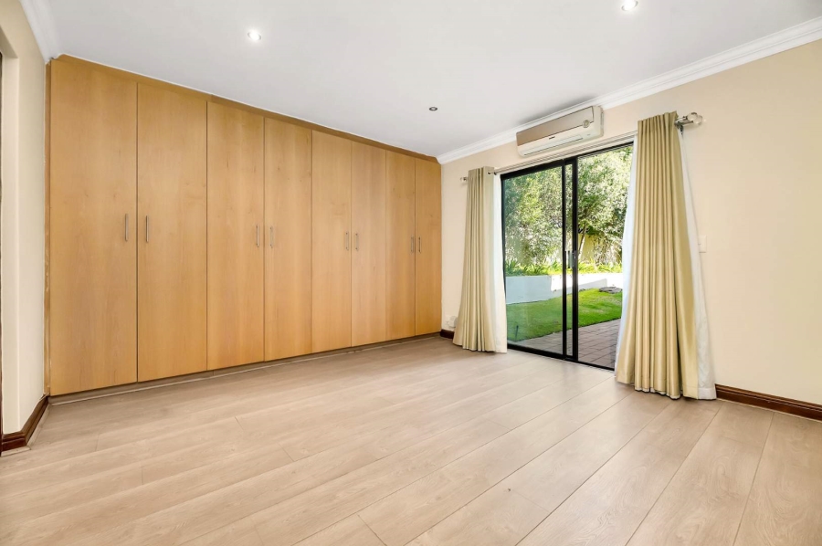 6 Bedroom Property for Sale in Fourways Gardens Gauteng