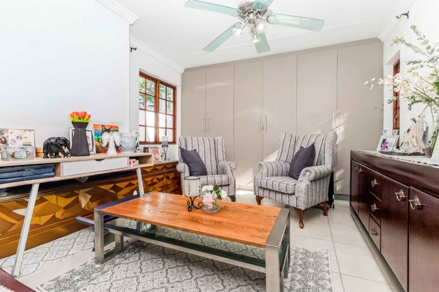 4 Bedroom Property for Sale in Lonehill Gauteng