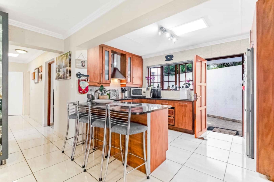 4 Bedroom Property for Sale in Lonehill Gauteng