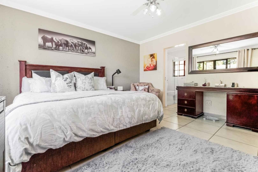 4 Bedroom Property for Sale in Lonehill Gauteng