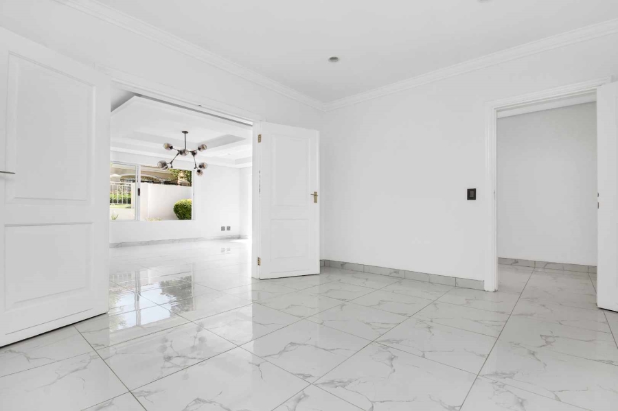 4 Bedroom Property for Sale in Dainfern Golf Estate Gauteng