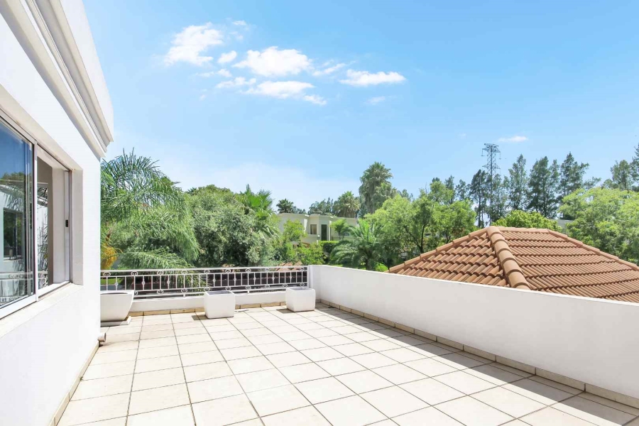 4 Bedroom Property for Sale in Dainfern Golf Estate Gauteng