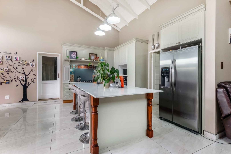 3 Bedroom Property for Sale in Copperleaf Estate Gauteng