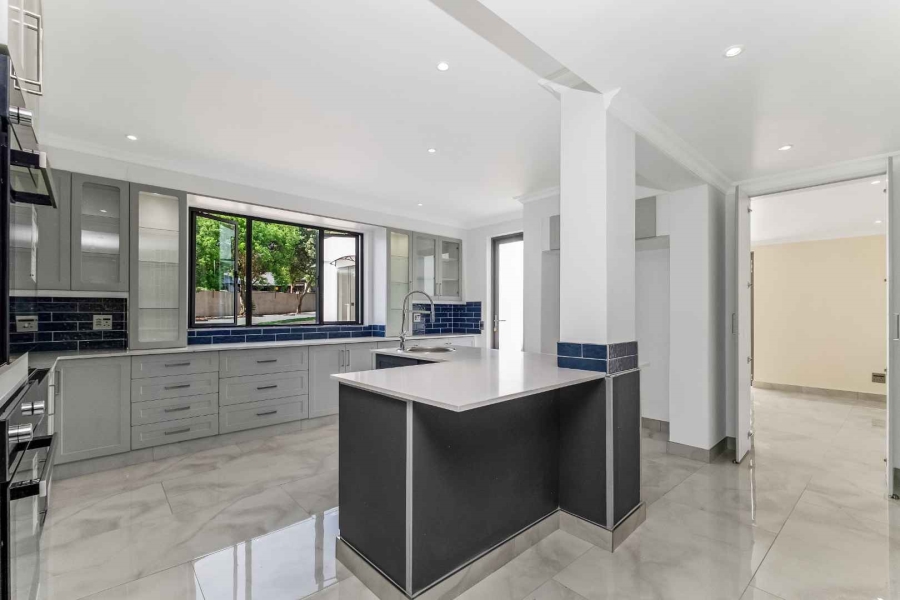 8 Bedroom Property for Sale in Beaulieu Gauteng