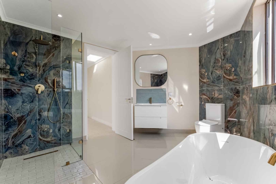 8 Bedroom Property for Sale in Beaulieu Gauteng