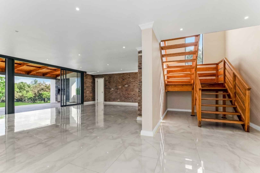 8 Bedroom Property for Sale in Beaulieu Gauteng