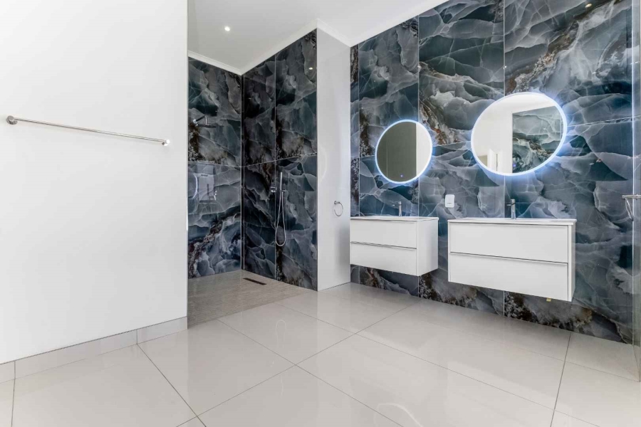 8 Bedroom Property for Sale in Beaulieu Gauteng