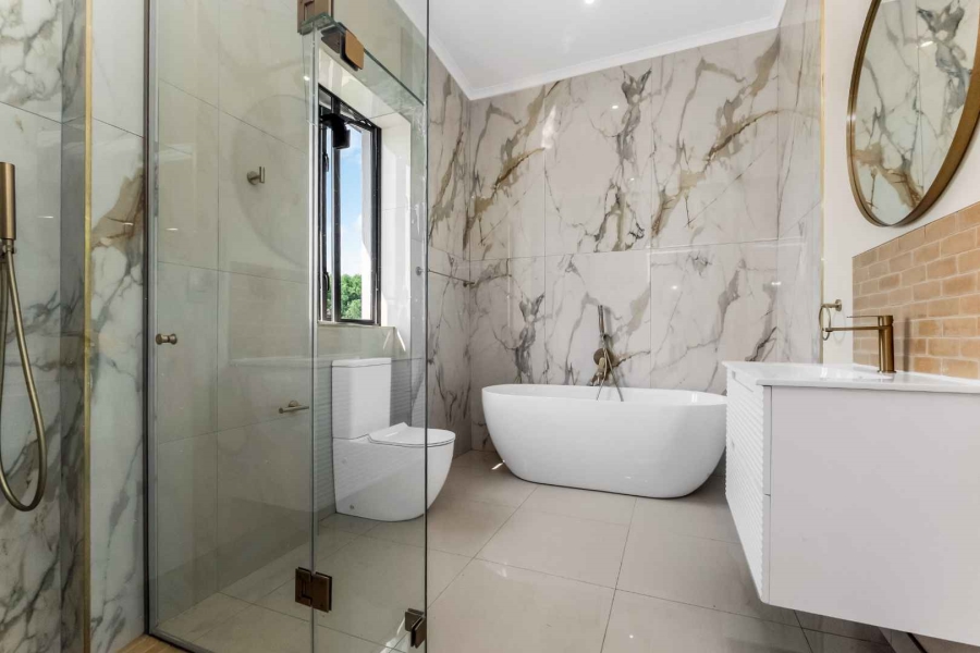 8 Bedroom Property for Sale in Beaulieu Gauteng