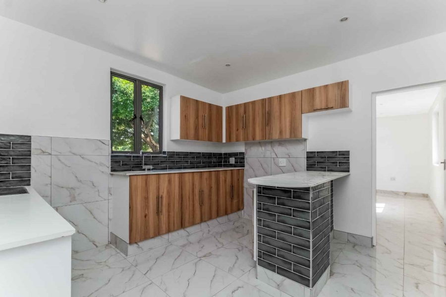 8 Bedroom Property for Sale in Beaulieu Gauteng