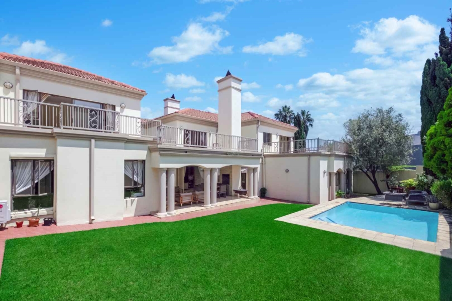 To Let 7 Bedroom Property for Rent in Dainfern Golf Estate Gauteng