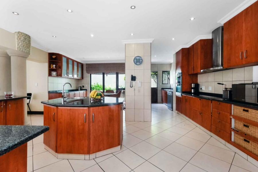 To Let 7 Bedroom Property for Rent in Dainfern Golf Estate Gauteng