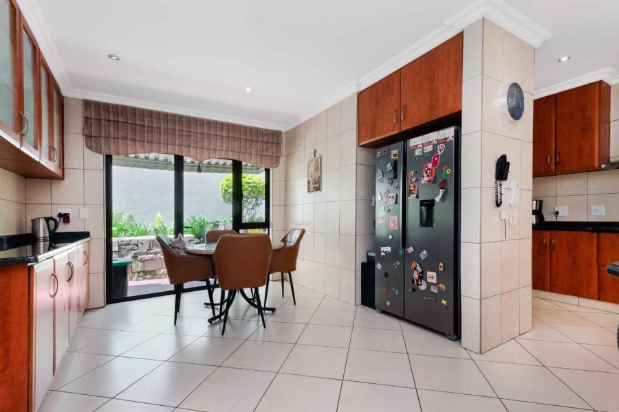 To Let 7 Bedroom Property for Rent in Dainfern Golf Estate Gauteng