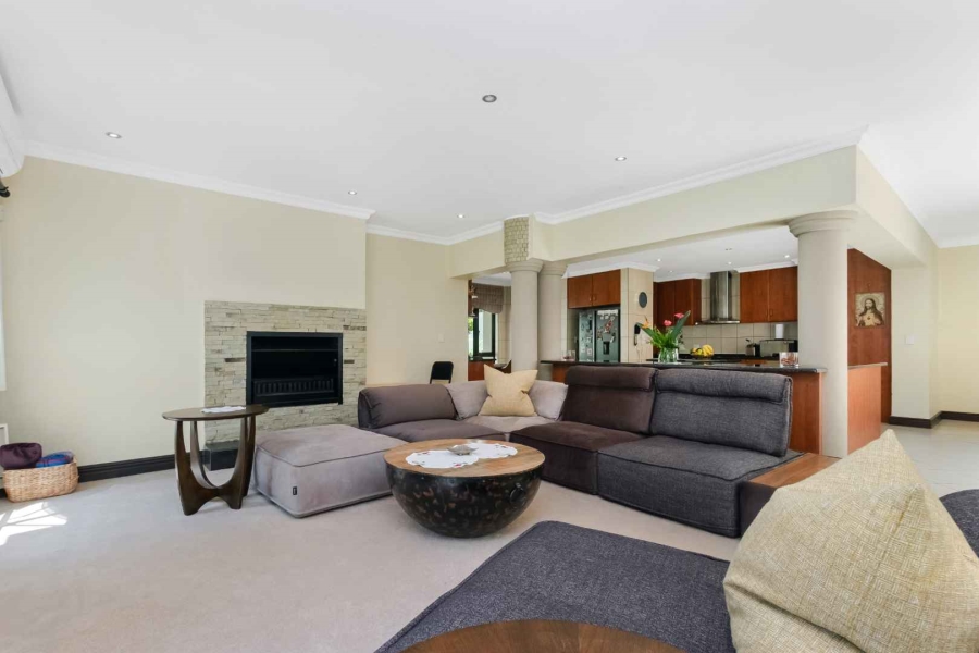 To Let 7 Bedroom Property for Rent in Dainfern Golf Estate Gauteng