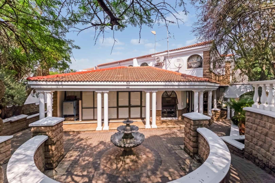 6 Bedroom Property for Sale in Dainfern Golf Estate Gauteng
