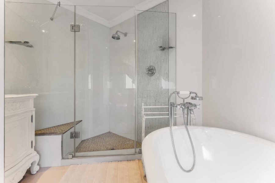 6 Bedroom Property for Sale in Dainfern Golf Estate Gauteng