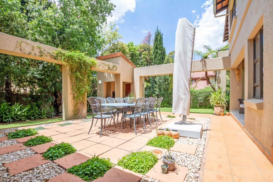 To Let 4 Bedroom Property for Rent in Dainfern Golf Estate Gauteng