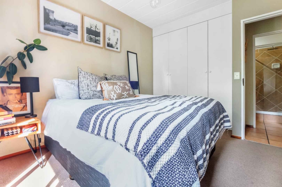 1 Bedroom Property for Sale in Douglasdale Gauteng