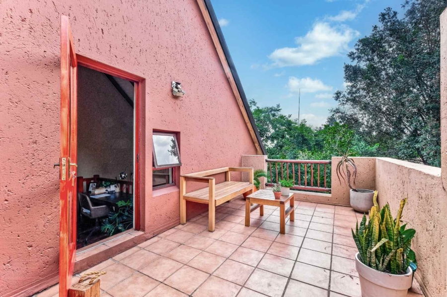 1 Bedroom Property for Sale in Douglasdale Gauteng