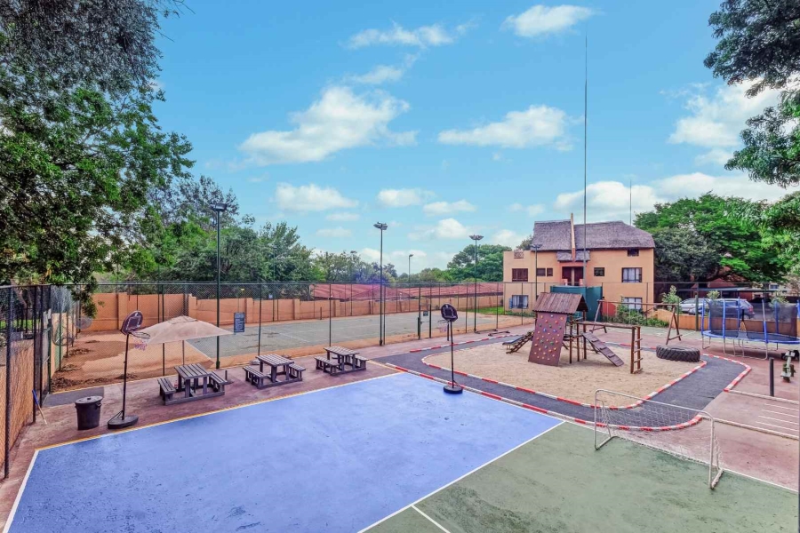 1 Bedroom Property for Sale in Douglasdale Gauteng