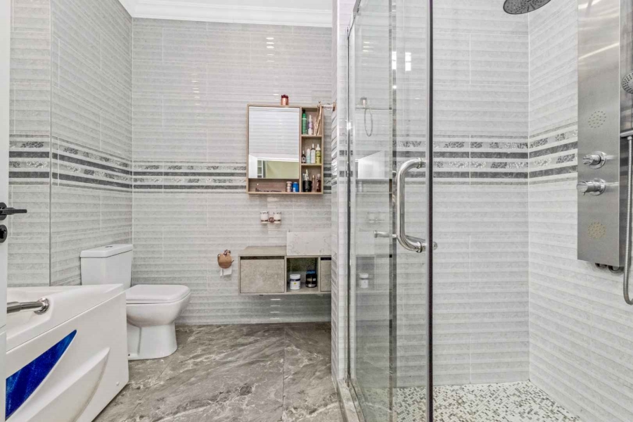 5 Bedroom Property for Sale in Rivonia Gauteng