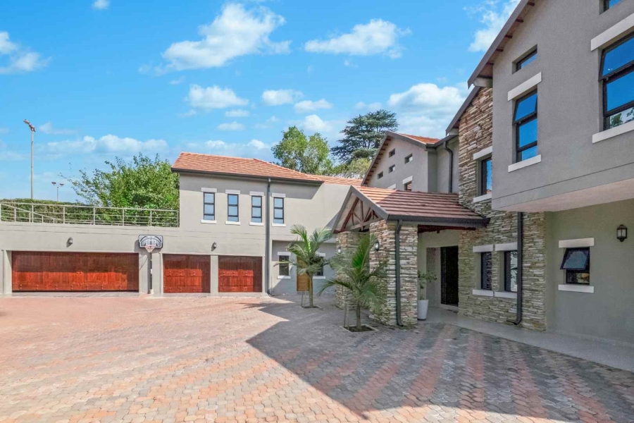5 Bedroom Property for Sale in Rivonia Gauteng