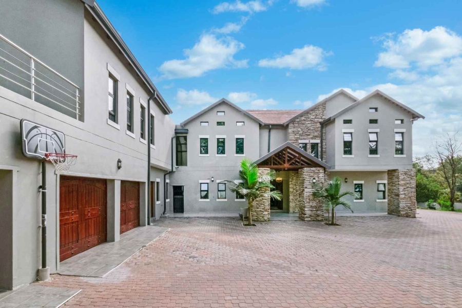 5 Bedroom Property for Sale in Rivonia Gauteng