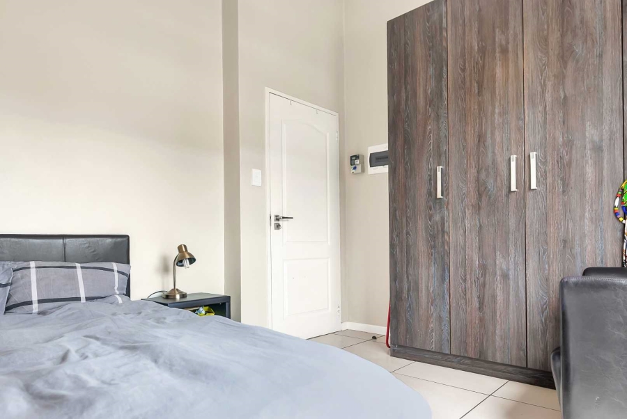 1 Bedroom Property for Sale in Fourways Gauteng