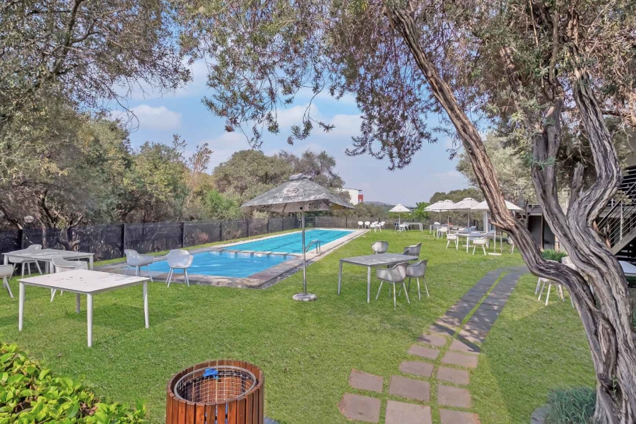 1 Bedroom Property for Sale in Fourways Gauteng