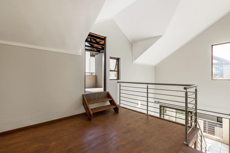 1 Bedroom Property for Sale in Fourways Gauteng