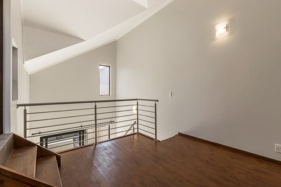 1 Bedroom Property for Sale in Fourways Gauteng