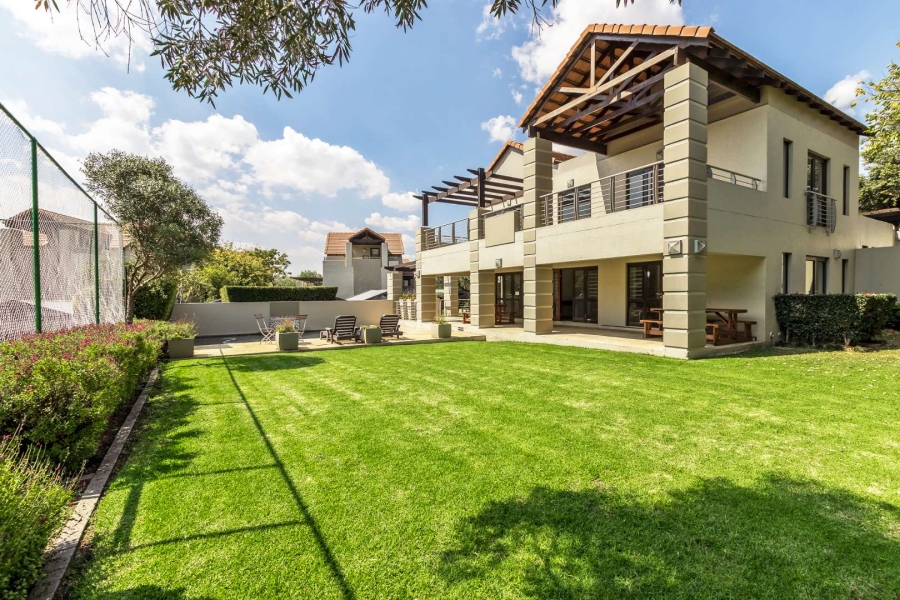 1 Bedroom Property for Sale in Fourways Gauteng