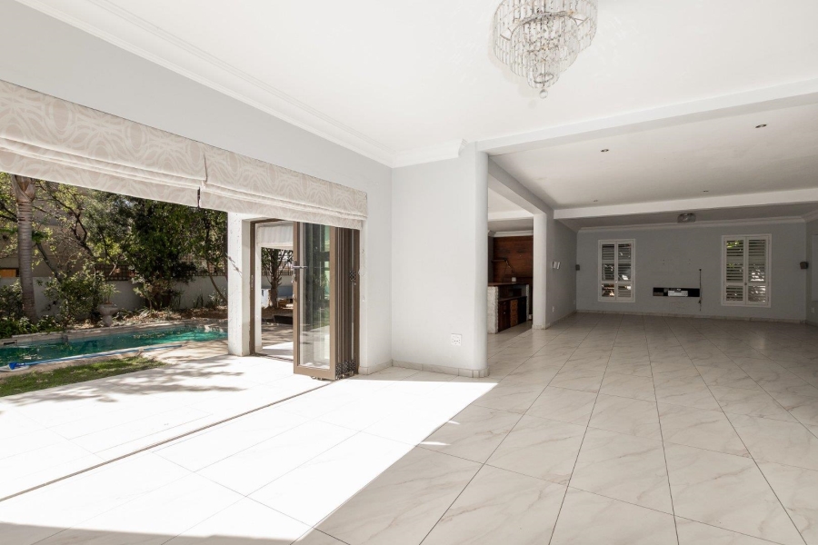 5 Bedroom Property for Sale in Dainfern Golf Estate Gauteng